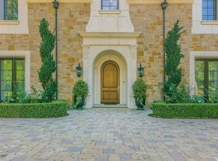 800 Singing Wood Dr, Arcadia, CA 91006