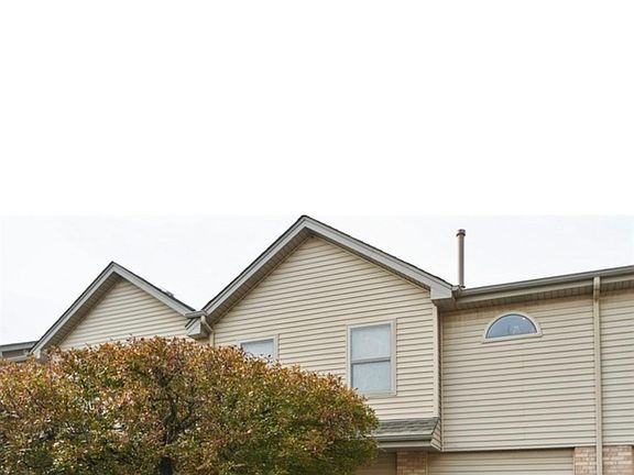 4th image of 8656 Thomas Charles Ln