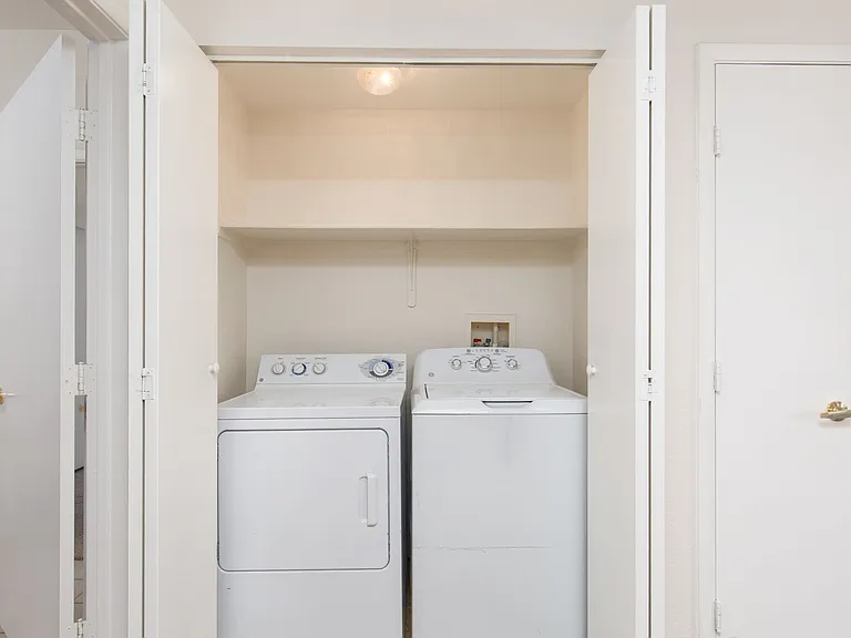 10245 S Maryland Pkwy #145 — Photo 15