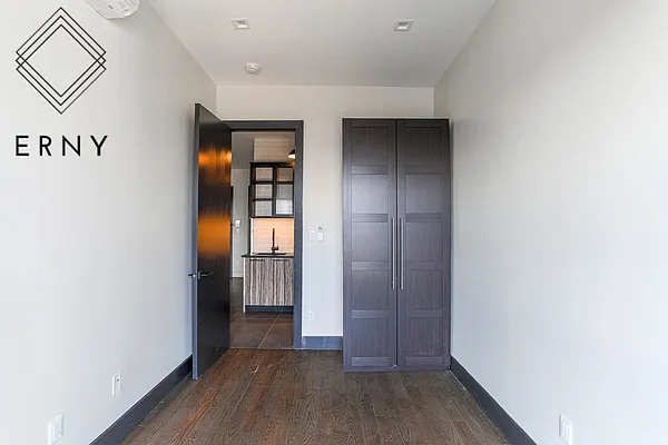 Rented by ERNY LLC | media 7