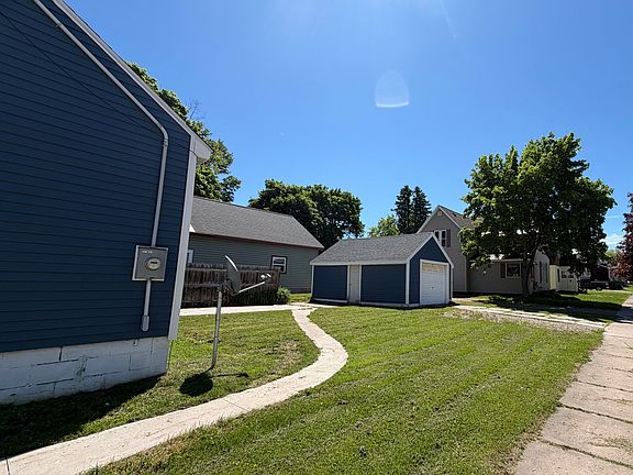 4th image of 600 E Easterday Ave
