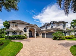 649 Bow Line Dr, Naples, FL 34103