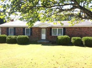 107 Swisher Rd, Hartsville, TN 37074
