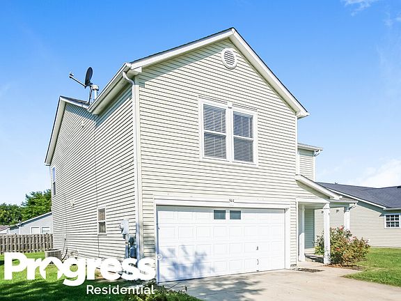 3rd image of 944 Runnymede Dr
