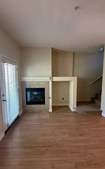 130 Beach Side Ct — Photo 14