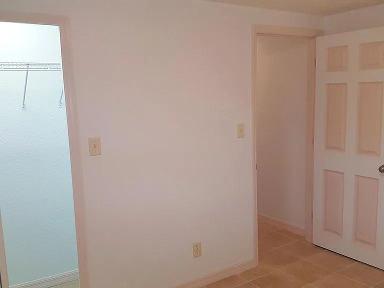 1465 NE Oak Lane Dr — Photo 9