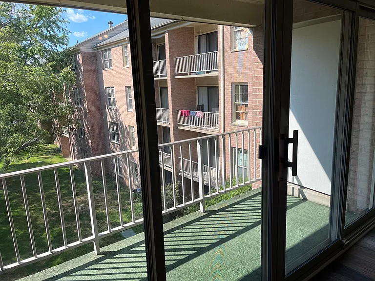 6032 Westchester Park Dr #302 — Photo 26