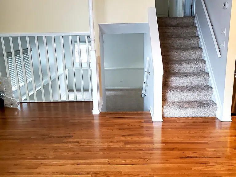 1043 Olson Ave — Photo 6