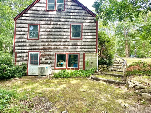 74 Chase Lane, Vineyard Haven, MA 02568