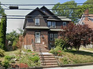 203 Ellery Ct #1, Chestnut Hill, MA 02467