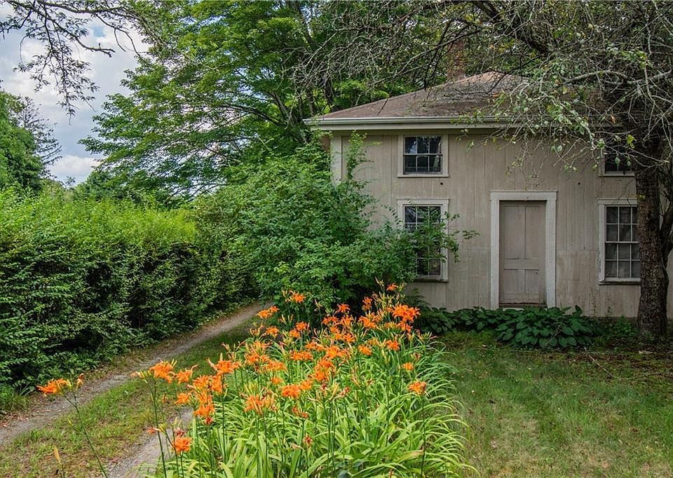 1050 Main St, Hope Valley, RI 02832 Zillow