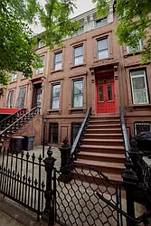 Rented by LGM Real Estate