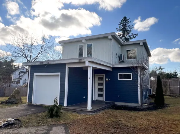 5 Peregrine Court #5, Bath, ME 04530