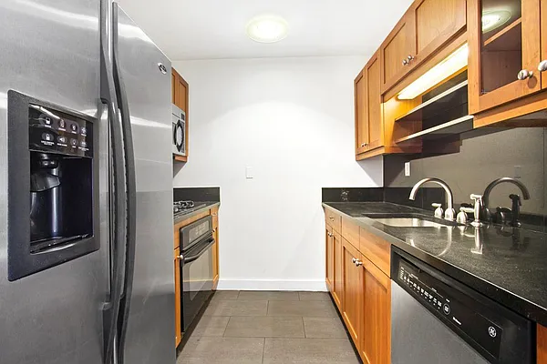 Rented by Citi Habitats | media 15