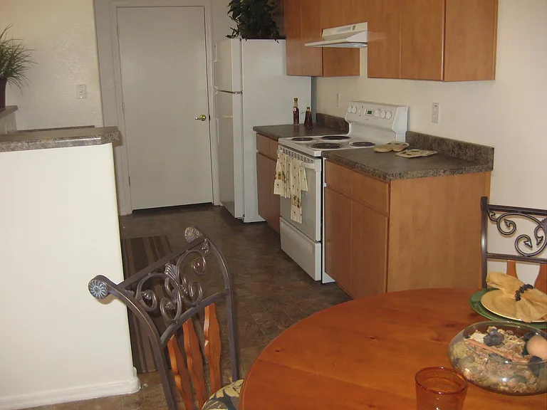 879 W County 22nd St S — Photo 14