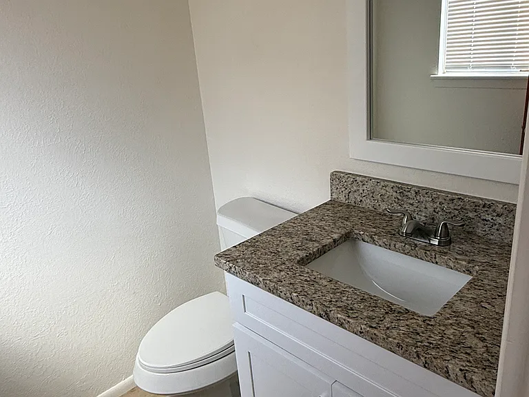 503 S Birch Ave — Photo 10
