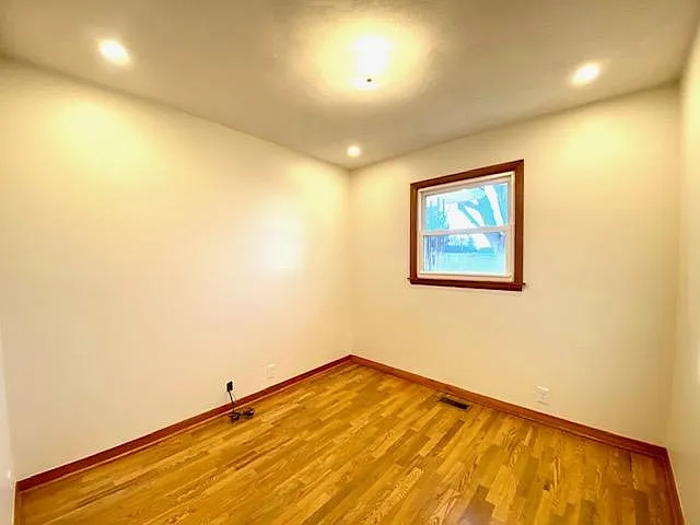 4623 S Wigger St — Photo 7