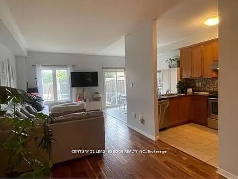 118 Niagara Trl — Photo 6