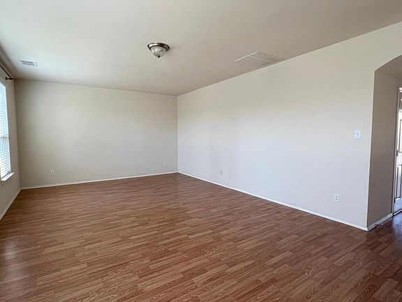 2nd image of 436 Twin Knoll Dr