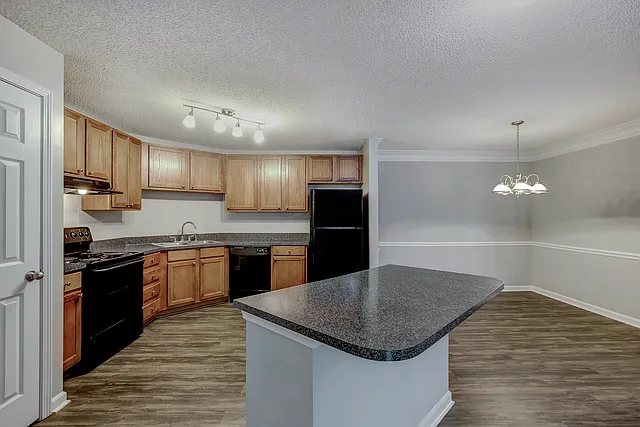 Walden Legacy Apartment Homes — Photo 43