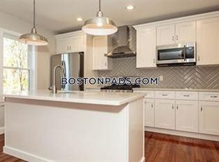 78-80 Rossmore Rd, Jamaica Plain, MA 02130