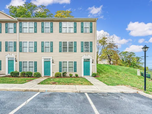 176 Gretchen Ct, Vinton, VA 24179