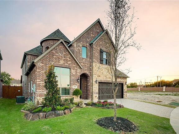 3rd image of 4916 Waldorf Way