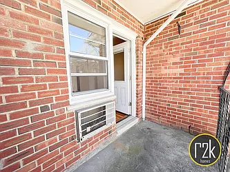 Rented by Realty 2000 Corp