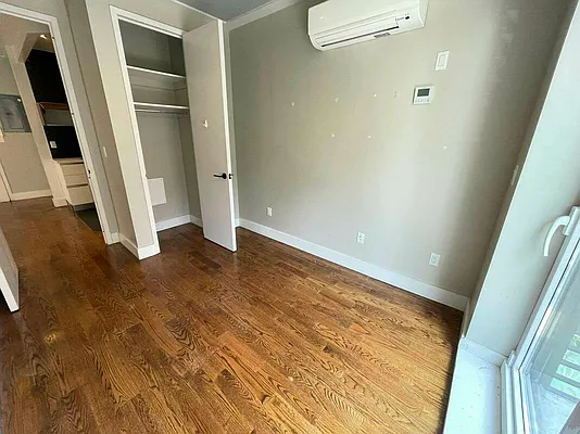 Rented by Tapiro Realty | media 3