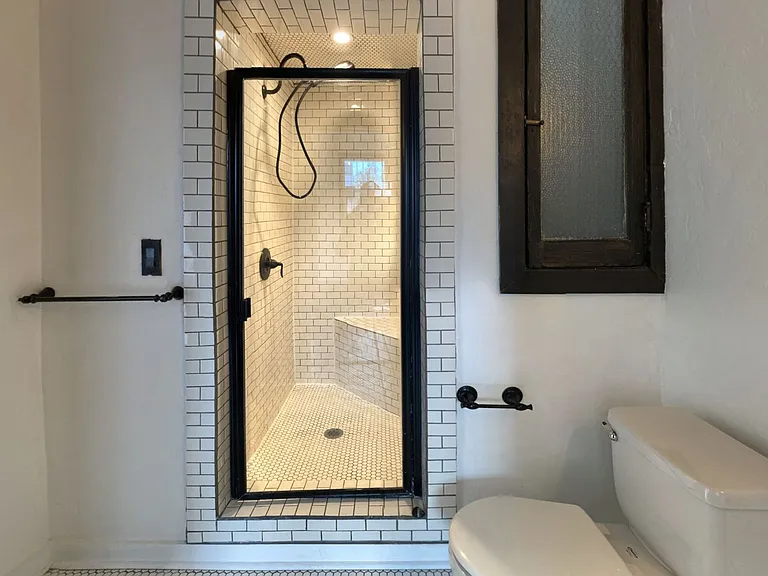 Sunset Apts...Gorgeous Newly Remodeled Apartments..CALL NOW! — Photo 13
