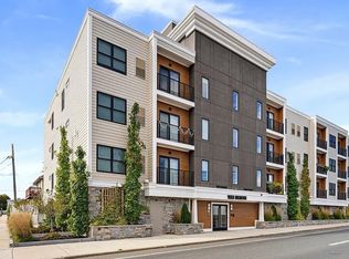 1133 N Shore Rd #404, Revere, MA 02151