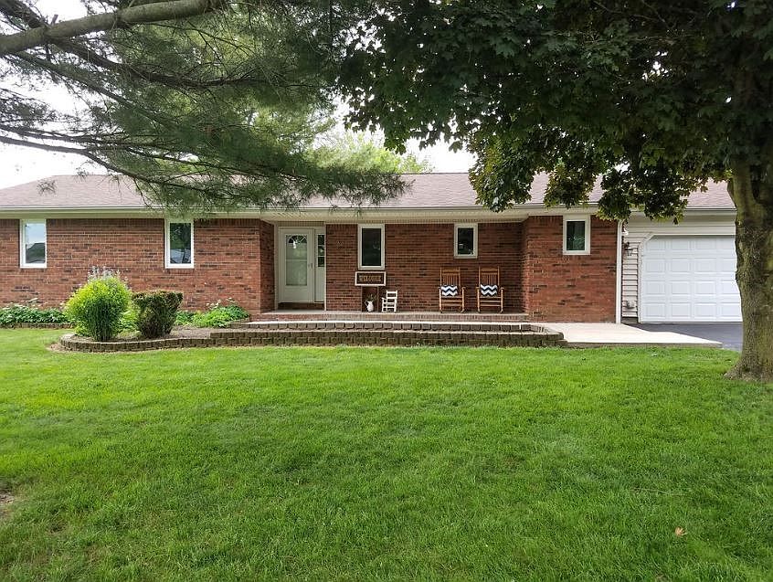 327 Lawrence St, Illiopolis, IL 62539 Zillow