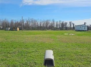 135 W Gulf Dr, Buras, LA 70041