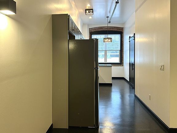 4th image of 24 Beacon St #218D