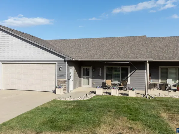 1006 Tanner Ct, Tea, SD 57064