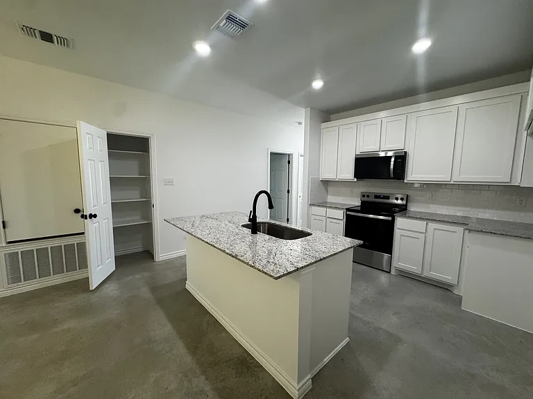 209 Elbert Ln #B — Photo 19