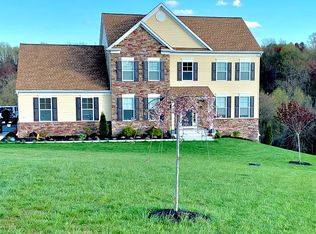 195 Rochester Dr, Westminster, MD 21157