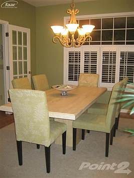Formal dining room