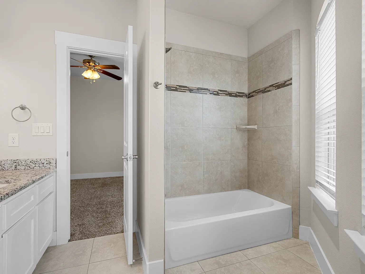 301 Lily Lane - 1 — Photo 4