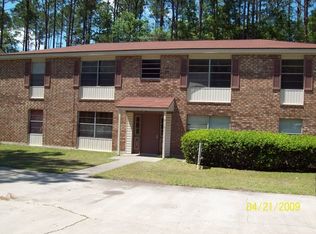 910 W Pine St APT B, Hinesville, GA 31313