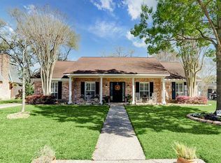 10818 Piping Rock Ln, Houston, TX 77042