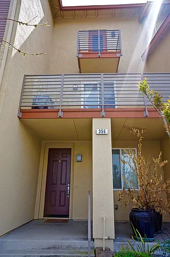 356 E Hedding St Photo 1