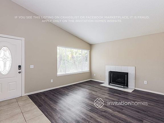 4th image of 2155 E Alondra St