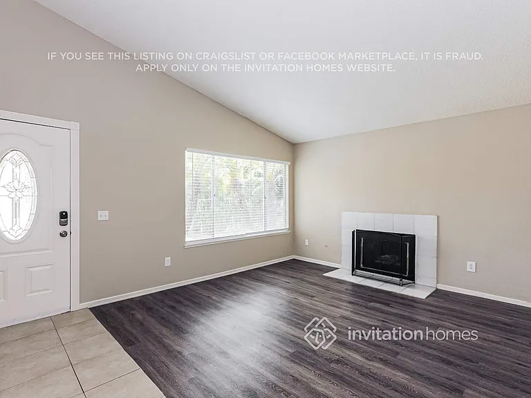 2155 E Alondra St — Photo 4