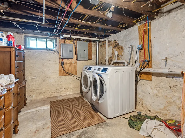 Basement Laundry