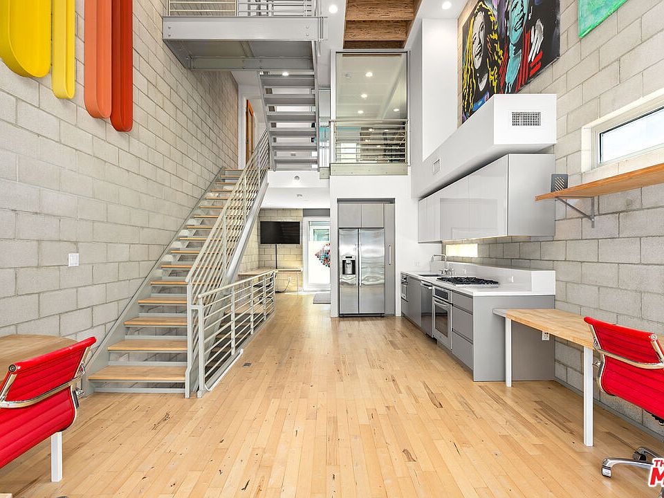 1st image of 3450 Cahuenga Blvd W APT 607