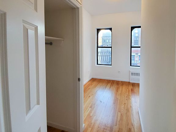 5th image of 238 E 58th St #26