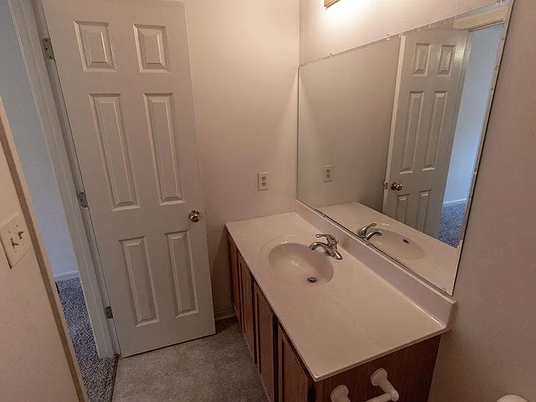 212 Nikki Way — Photo 15