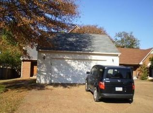 1130 Hunters Lake Dr #D, Cordova, TN 38018