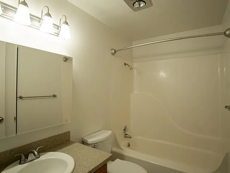 3595 Cedaroak Dr #19 — Photo 13